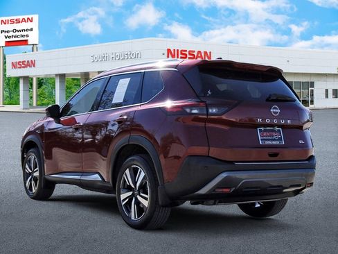 Used 2023 Nissan Rogue SL image 3