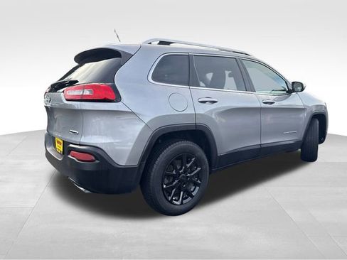 Used 2015 Jeep Cherokee Latitude image 7