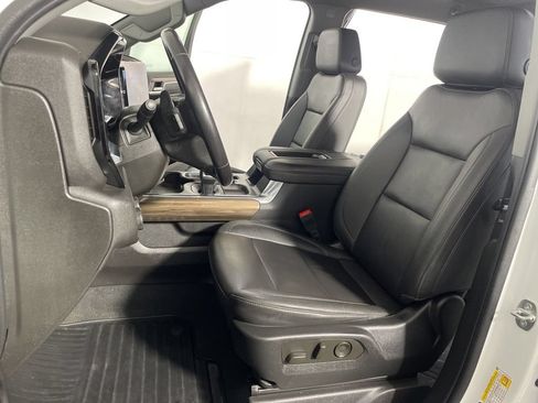 Used 2022 Chevrolet Silverado 1500 RST w/ Convenience Package II AWD/4WD image 11