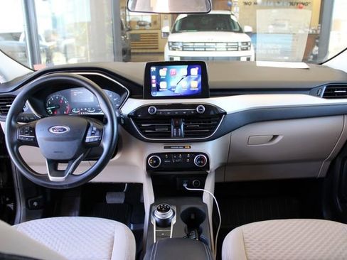 Used 2021 Ford Escape SE AWD/4WD image 9