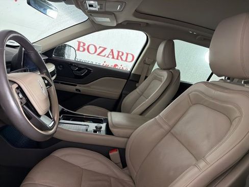 Certified 2022 Lincoln Aviator Reserve w/ Equipment Group 201A AWD/4WD image 11