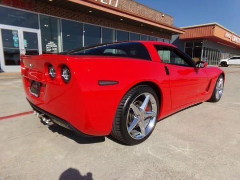 Used 2013 Chevrolet Corvette Coupe w/ 2LT Preferred Equipment Group RWD image 5