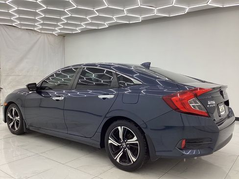 Used 2017 Honda Civic Touring image 11