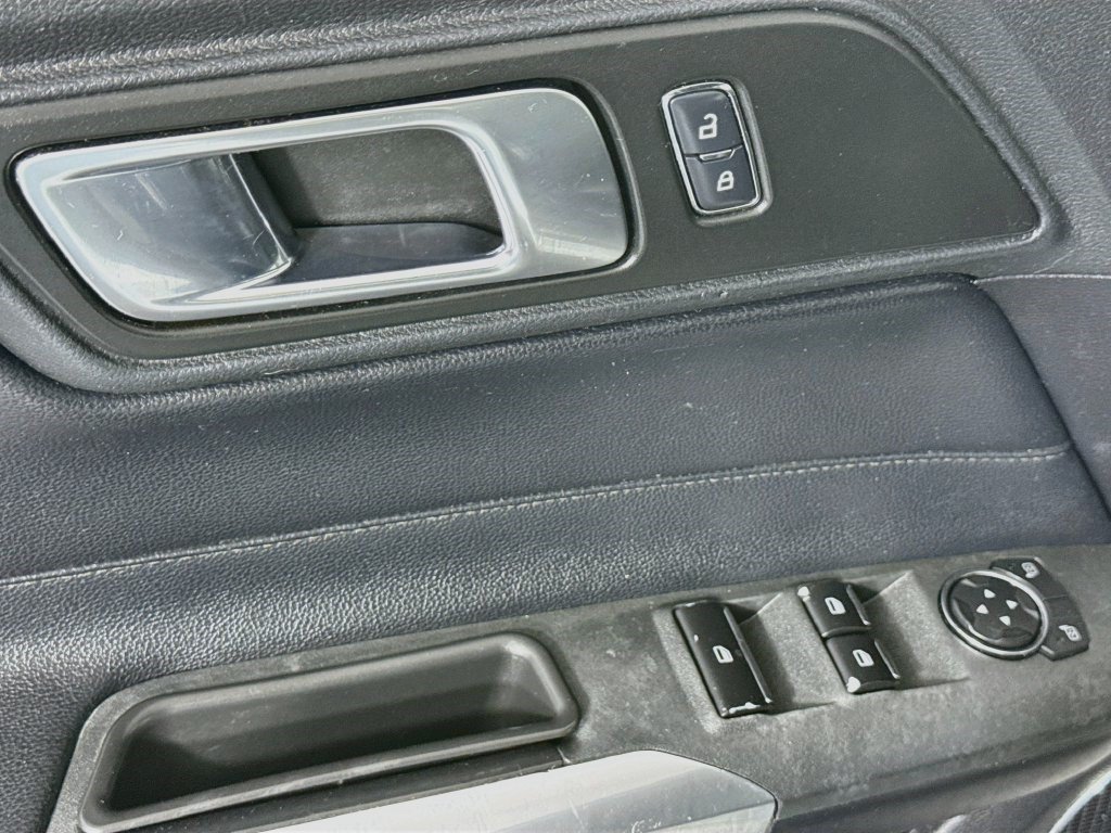 Used 2018 Ford Mustang Premium RWD image 23