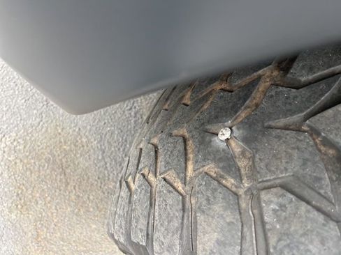 Used 2017 RAM 2500 Tradesman image 21