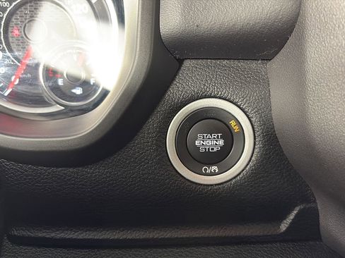 Used 2022 RAM 1500 Lone Star AWD/4WD image 32