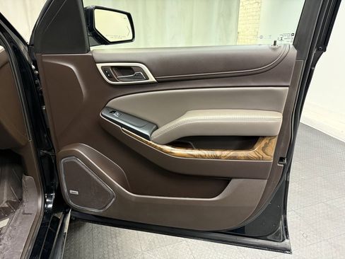 Used 2019 GMC Yukon Denali image 17