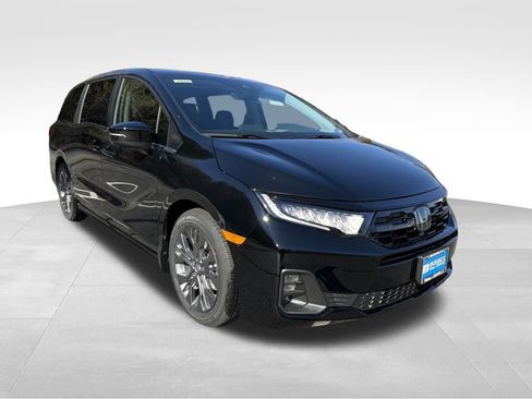 New 2026 Honda Odyssey Touring image 9