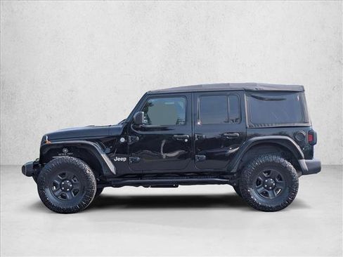 Used 2019 Jeep Wrangler Unlimited Sport AWD/4WD image 9