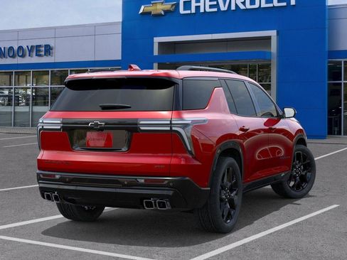New 2026 Chevrolet Traverse RS image 4