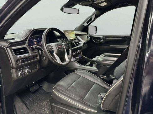 Used 2022 GMC Yukon SLT w/ SLT Luxury Package AWD/4WD image 24