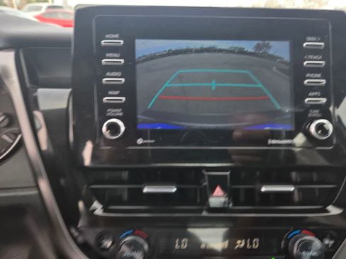 Used 2023 Toyota Camry SE image 11