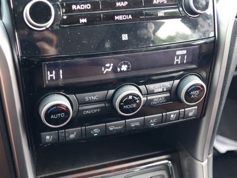 Used 2020 Subaru Ascent Touring w/ Popular Package #2A AWD/4WD image 29