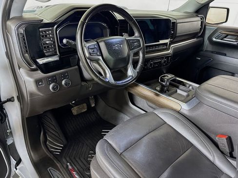 Certified 2024 Chevrolet Silverado 1500 LT Trail Boss w/ Convenience Package II AWD/4WD image 7