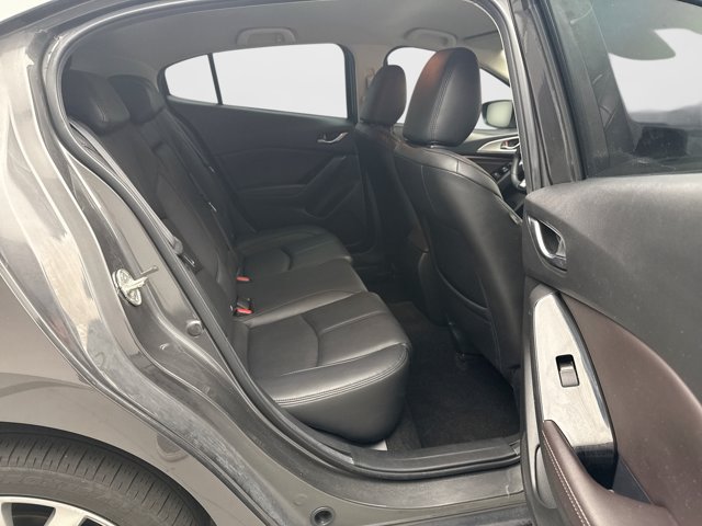 Used 2017 MAZDA MAZDA3 Touring FWD image 18