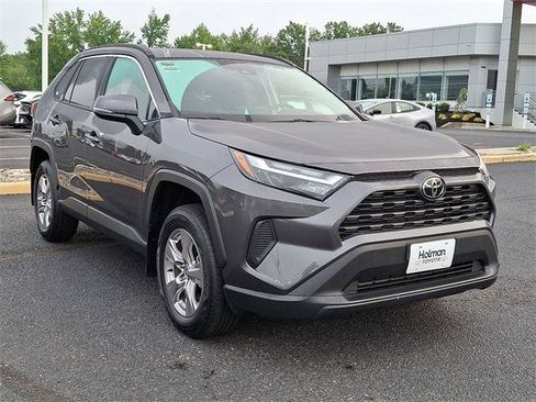 Certified 2022 Toyota RAV4 XLE w/ Convenience Package AWD/4WD image 2