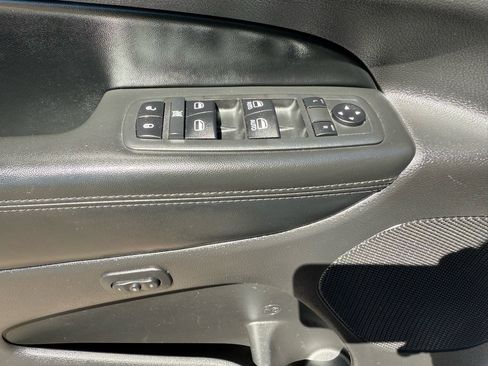 Used 2020 Jeep Grand Cherokee Limited w/ Luxury Group II image 13