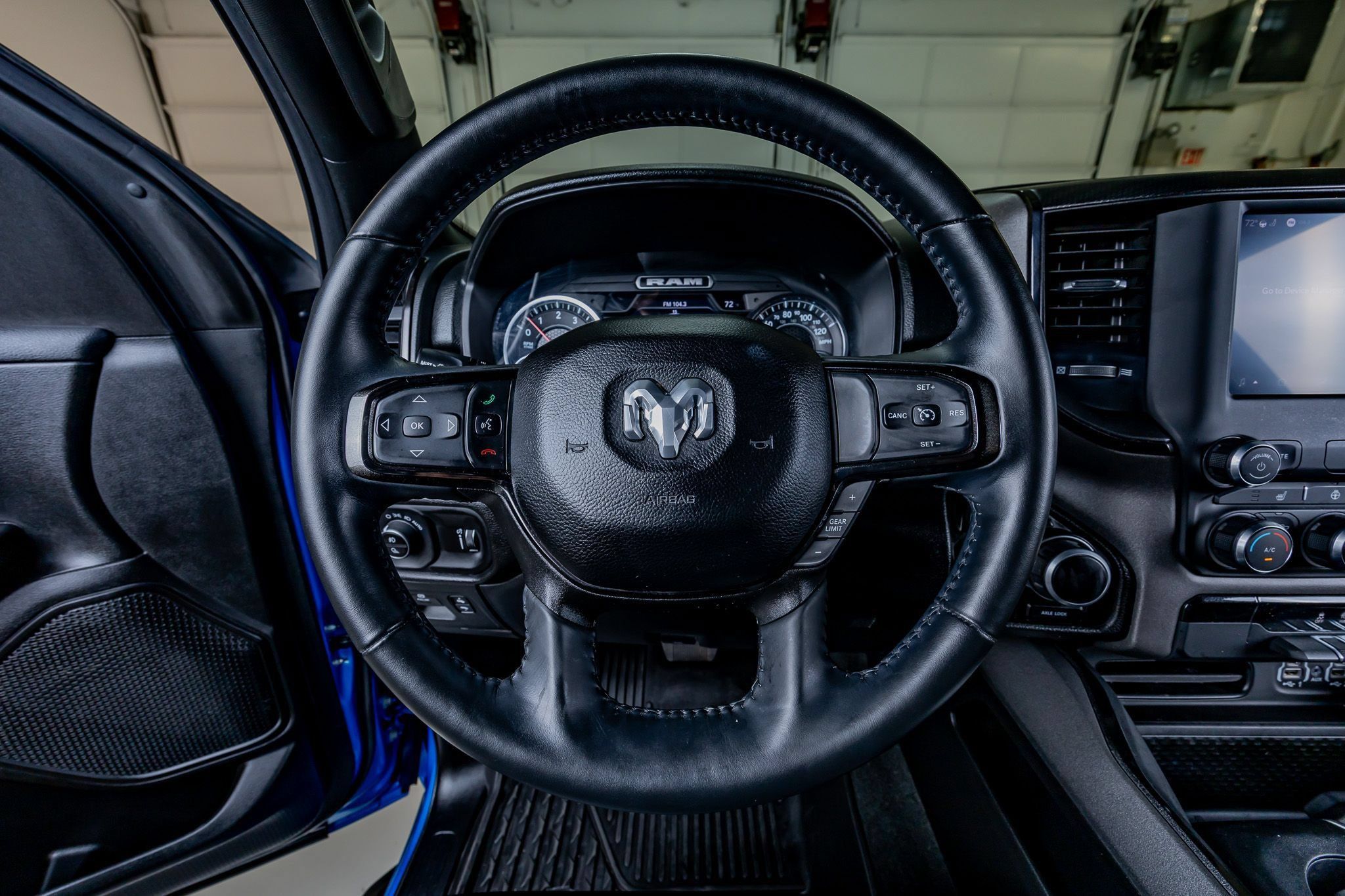 Used 2023 RAM 1500 Big Horn AWD/4WD image 19