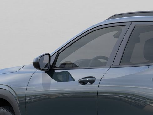 New 2026 Chevrolet Trax LT w/ Sunroof Package FWD image 12
