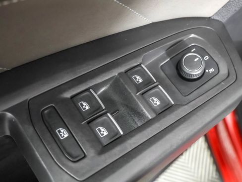 Certified 2022 Volkswagen Atlas SEL image 35