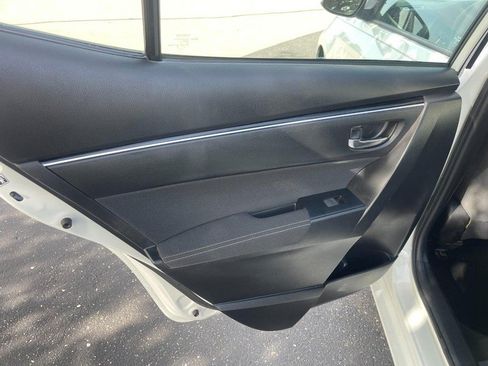 Used 2017 Toyota Corolla LE FWD image 13