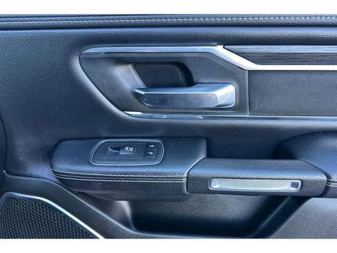 Used 2024 RAM 1500 Laramie image 19