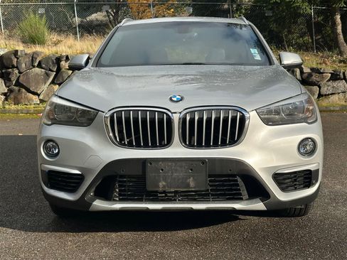 Used 2017 BMW X1 xDrive28i image 5