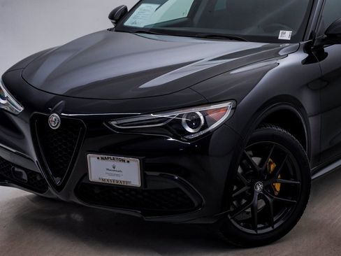 Used 2020 Alfa Romeo Stelvio Ti w/ Nero Edizione image 4
