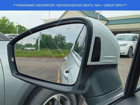 Used 2022 Volkswagen Tiguan SEL R-Line AWD/4WD image 21