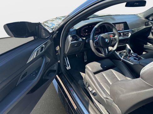 Used 2021 BMW M4 Competition w/ Executive Package RWD image 11