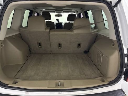 Used 2014 Jeep Patriot Limited w/ Sun/Sound Group AWD/4WD image 10