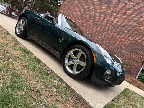 Used 2008 Pontiac Solstice GXP w/ Premium Package image 33