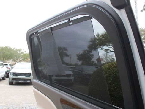 Used 2021 Lincoln Aviator Reserve w/ Equipment Group 201A image 30