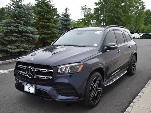Used 2022 Mercedes-Benz GLS 450 4MATIC image 3