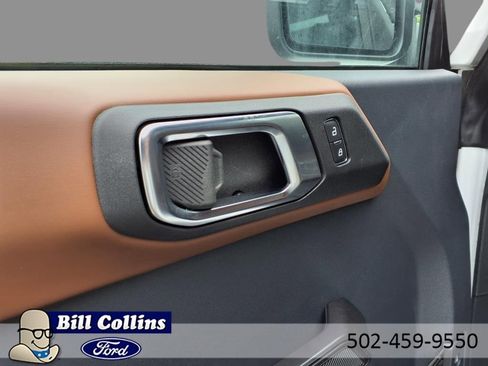Used 2024 Ford Bronco Outer Banks image 15