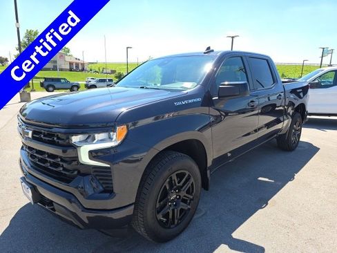 Used 2022 Chevrolet Silverado 1500 RST image 1