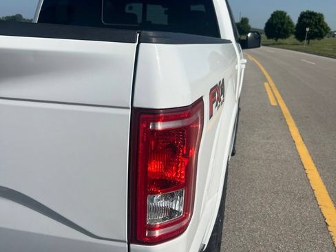 Used 2016 Ford F150 XLT w/ Equipment Group 302A Luxury AWD/4WD image 17