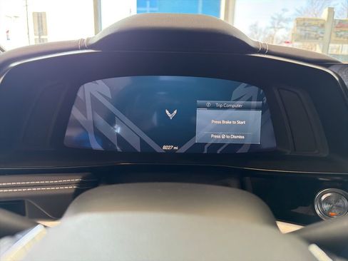 Used 2024 Chevrolet Corvette Stingray Coupe image 12