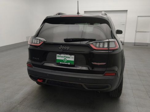 Used 2019 Jeep Cherokee Trailhawk w/ Cold Weather Group image 7