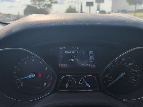 Used 2014 Ford Focus SE FWD image 12