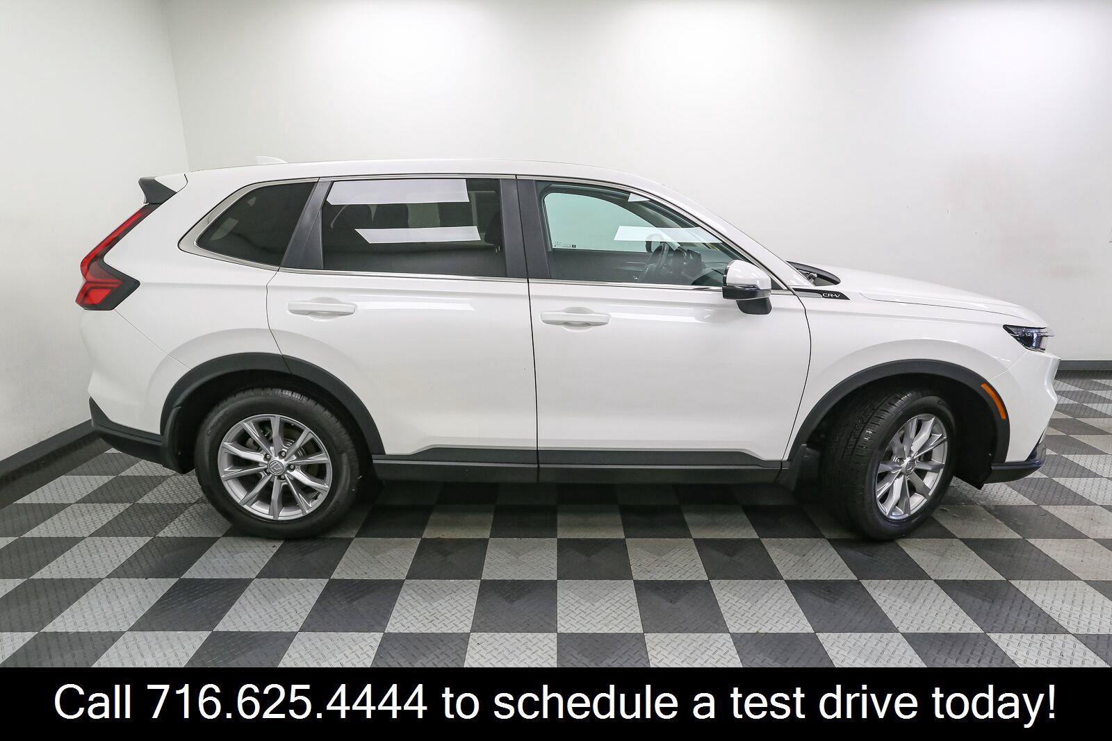 Used 2025 Honda CR-V EX-L image 8