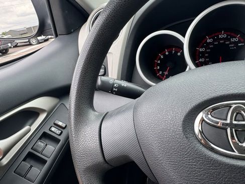 Used 2010 Toyota Matrix FWD image 23