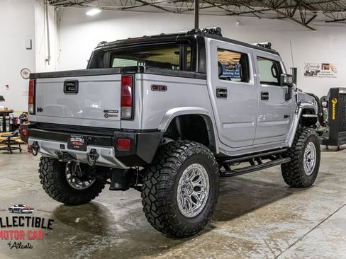 Used 2009 HUMMER H2 Luxury AWD/4WD image 12