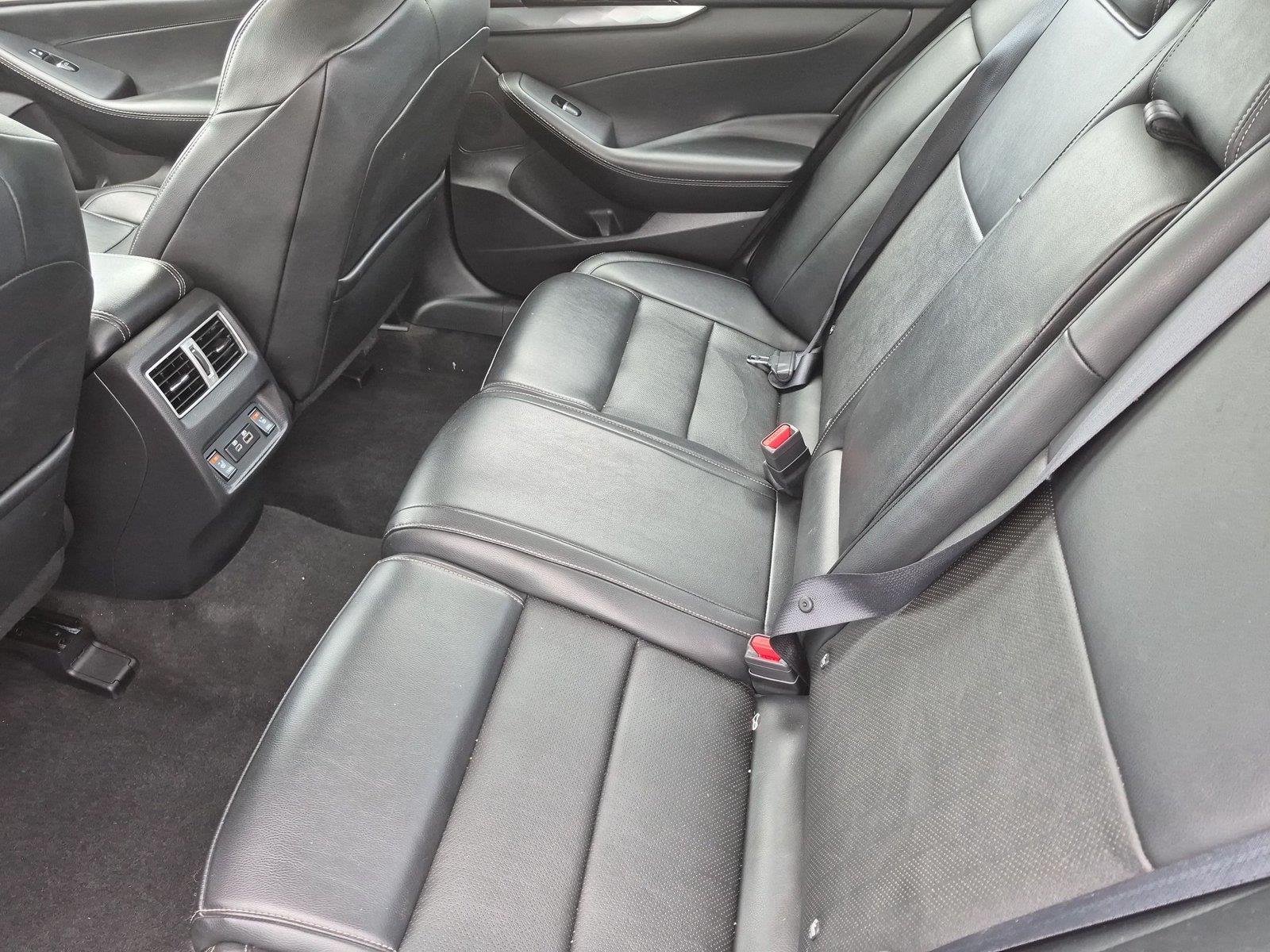 Used 2023 Nissan Maxima SL FWD image 33