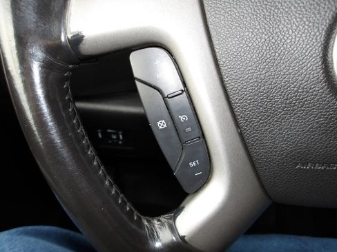 Used 2007 Chevrolet Silverado 2500 LT w/ 2LT Convenience Package image 15