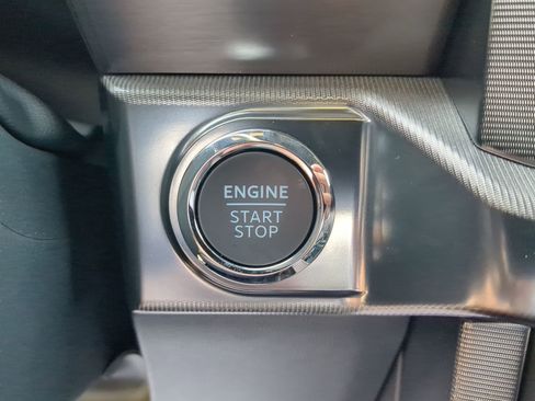 New 2025 Ford F150 Platinum w/ FX4 Off-Road Package image 64