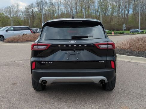 Used 2023 Ford Escape Active AWD/4WD image 7