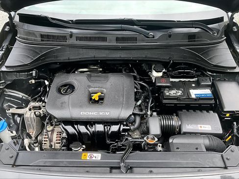 Used 2018 Hyundai Kona SE AWD/4WD image 32