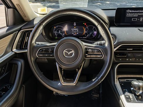 Used 2024 MAZDA CX-90 Plug-In Hybrid w/ Preferred AWD/4WD image 12
