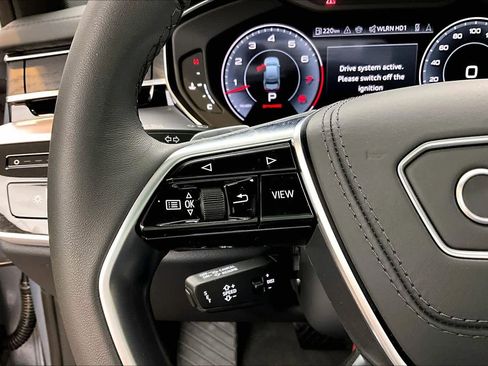 Used 2025 Audi A8 L 3.0T image 23